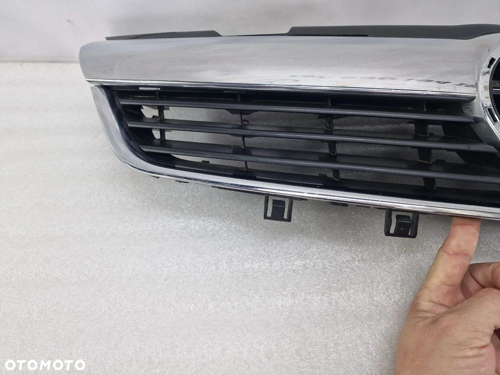 OPEL ZAFIRA B 05- ATRAPA / GRILL PRZEDNI PRZÓD , NR 13136136 , NR AUKCJI GL577 - 23