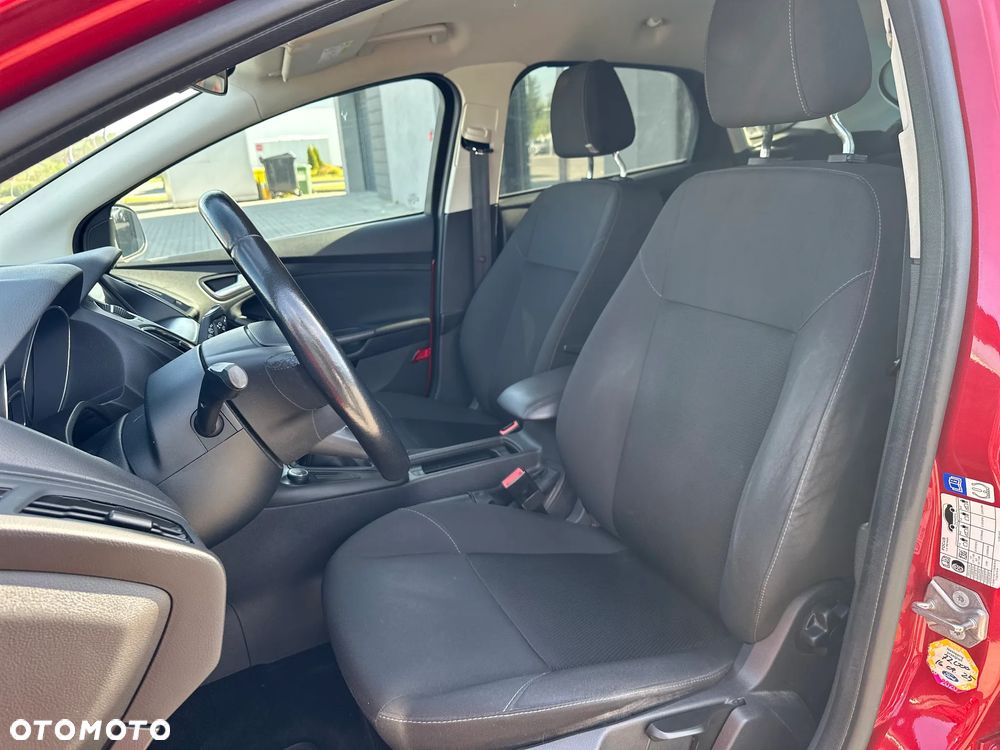 Ford Focus 1.6 SYNC Edition - 11
