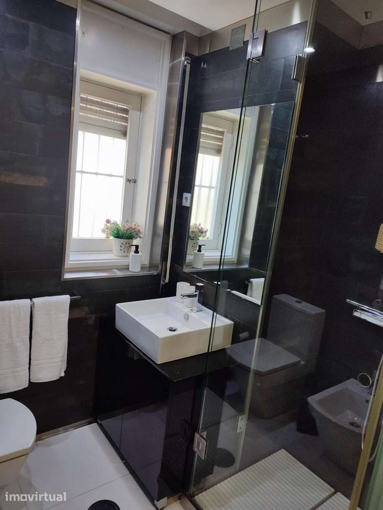 Apartamento com 2 quartos - localizado em Mafamude Porto - Grande imagem: 5/11