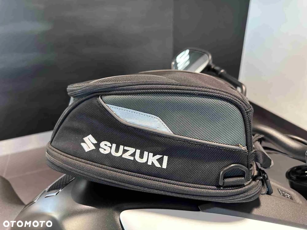 Suzuki GSX - 7