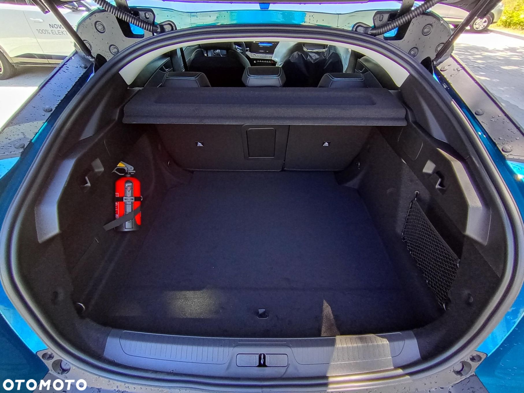 Peugeot 408 - 20