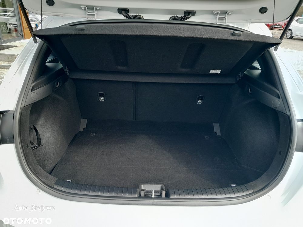 Kia Ceed 1.6 CRDi mHEV M - 28