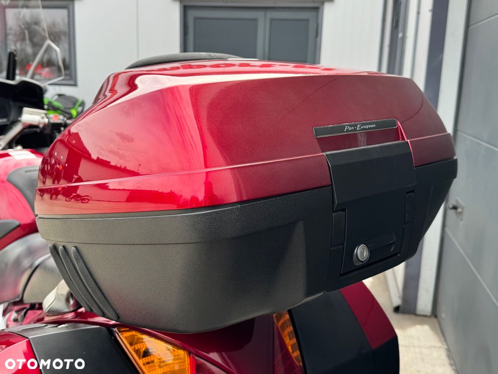 Honda ST - 30