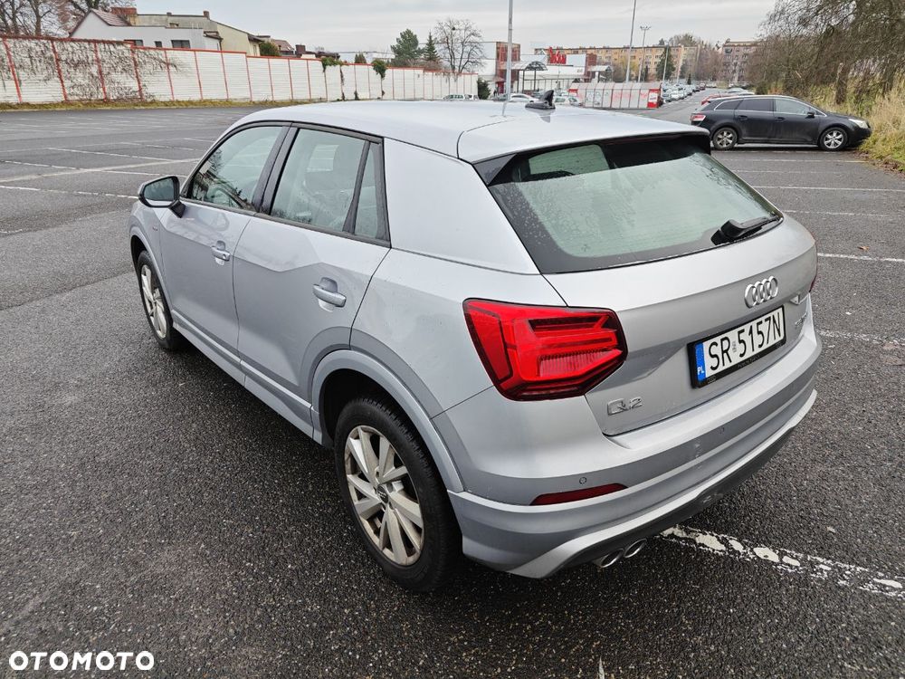 Audi Q2 35 TFSI Sport S tronic - 4