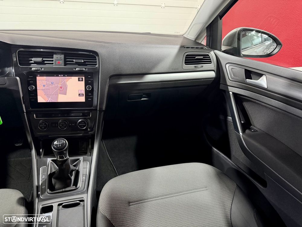 VW Golf Variant 1.6 TDi Confortline - 54