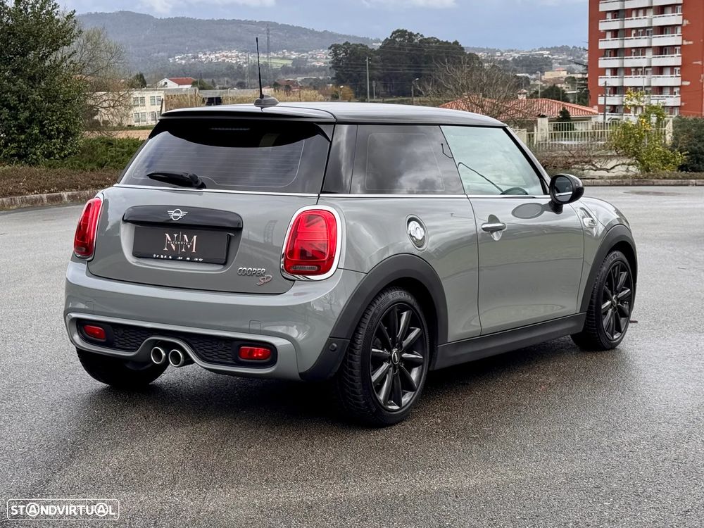 MINI 3 Portas Cooper SD Aut. - 13