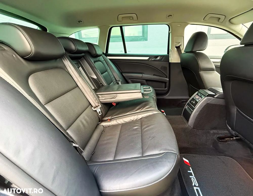 Skoda Superb Combi 2.0 TDI 4x4 DSG Exclusive - 18