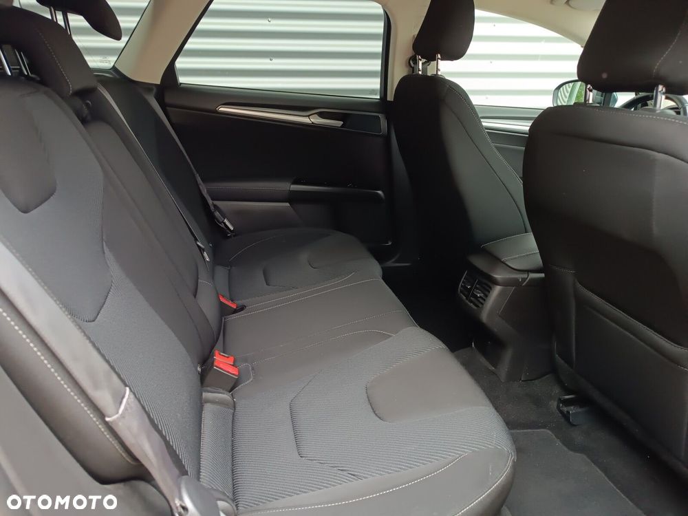 Ford Mondeo 2.0 TDCi Titanium 4WD PowerShift - 38
