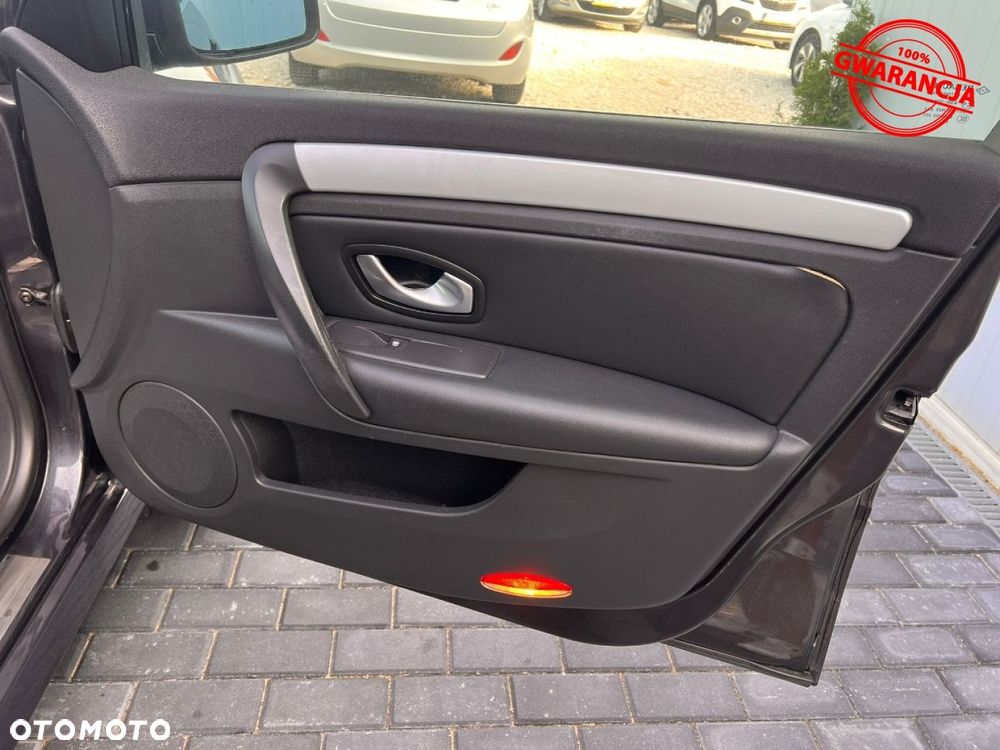 Renault Laguna - 32