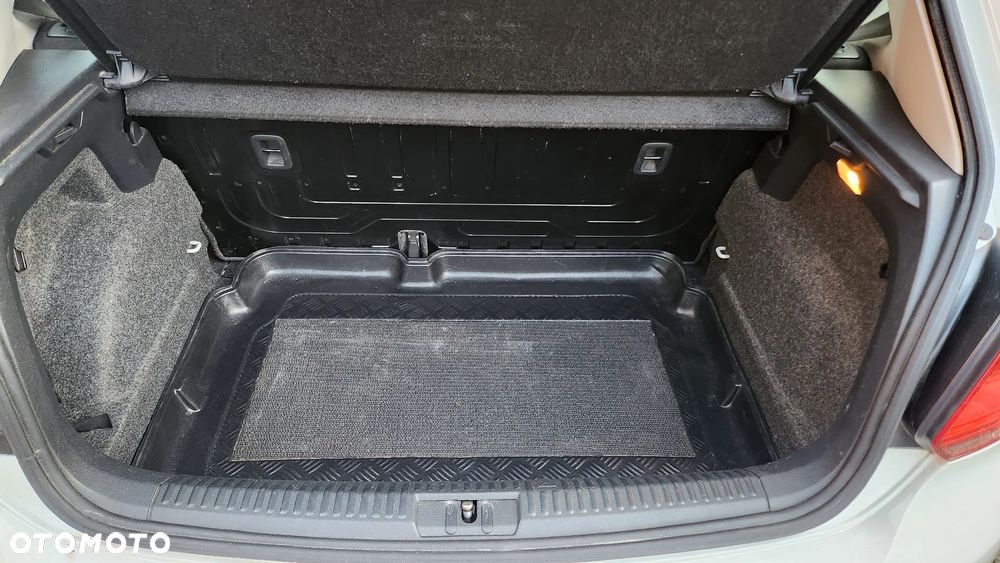 Volkswagen Polo 1.2 Trendline CityLine - 16