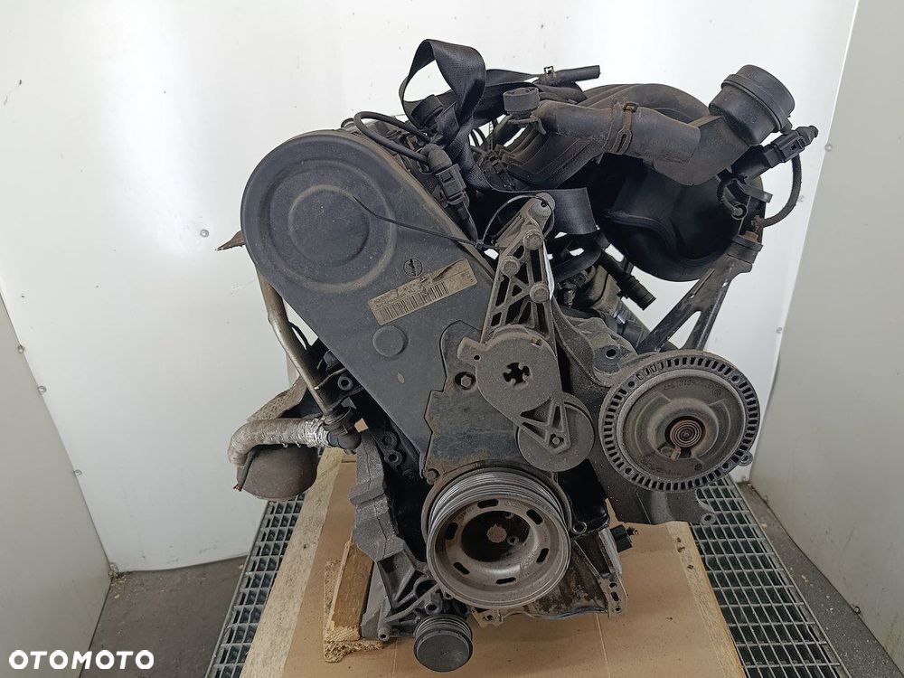 SILNIK VW PASSAT B5 FL ALZ 1.6 8V - 8