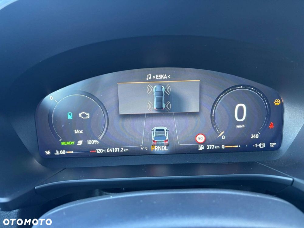 Ford Kuga - 10