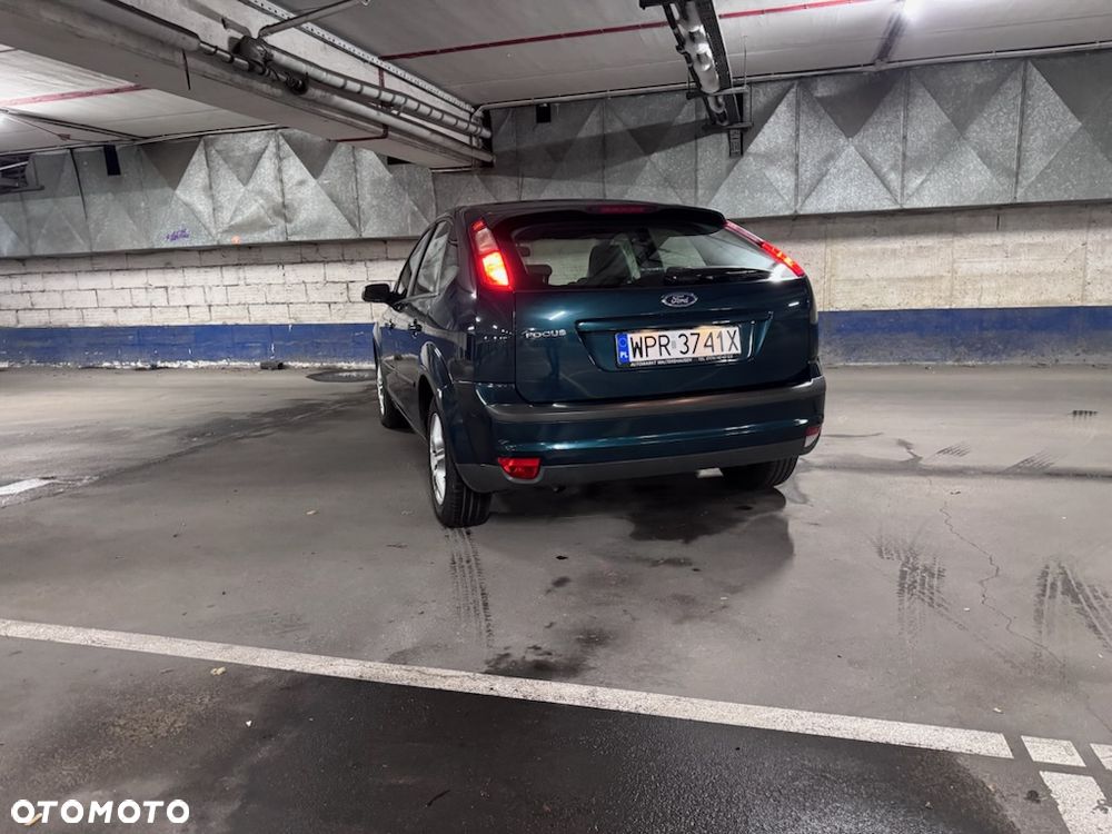 Ford Focus 1.6 Platinium X - 4