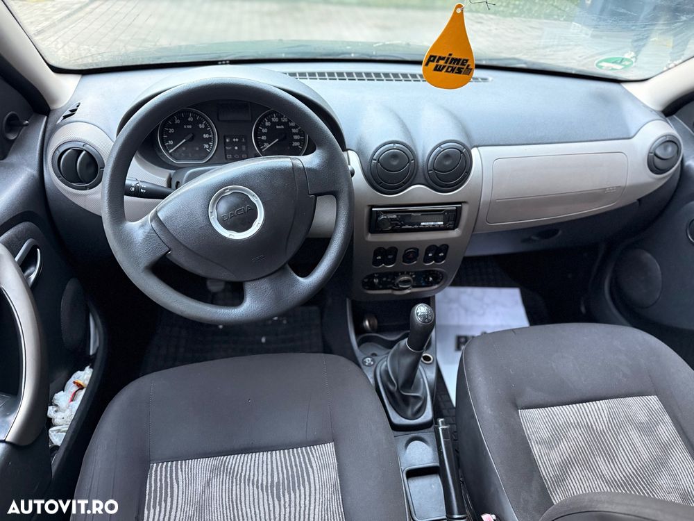 Dacia Sandero - 7
