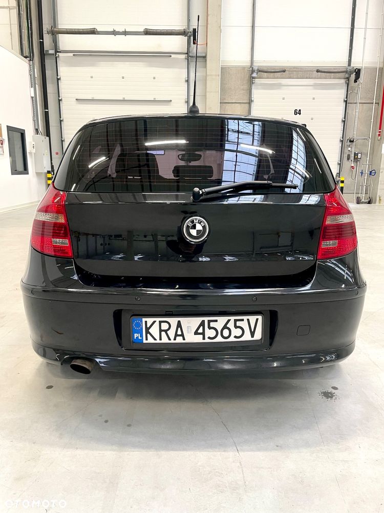BMW Seria 1 118d - 6