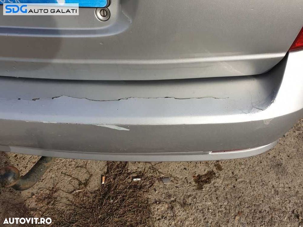 Bara Spoiler Spate cu DEFECT Chevrolet Lacetti Break Combi 2003 - 2011 Culoare 92U - 2