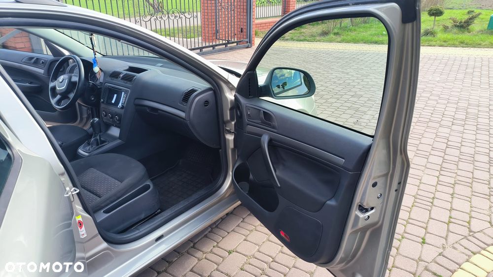 Skoda Octavia 1.6 TDI Active - 11