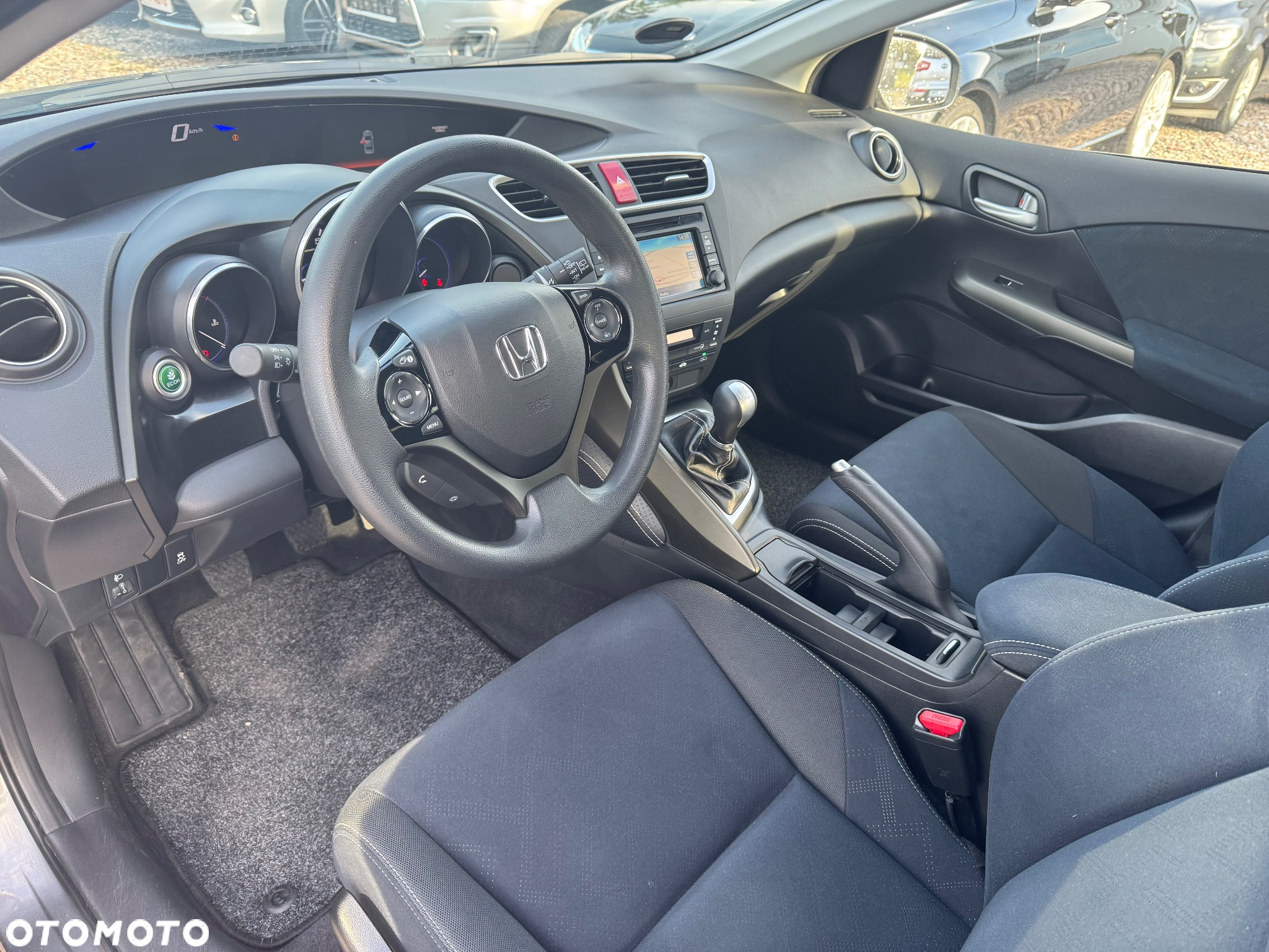 Honda Civic 1.8 Comfort - 23