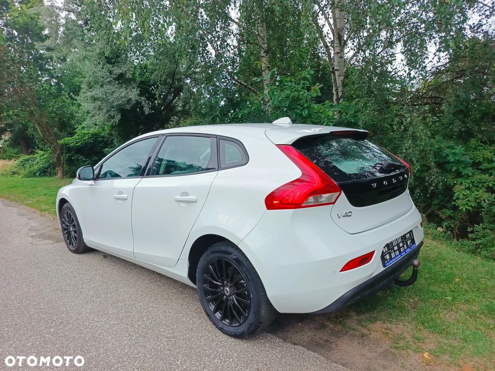 Volvo V40 - 11