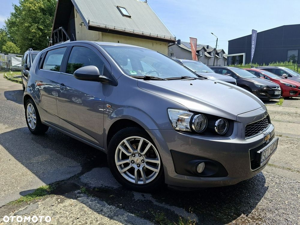 Chevrolet Aveo 1.6 LTZ - 4