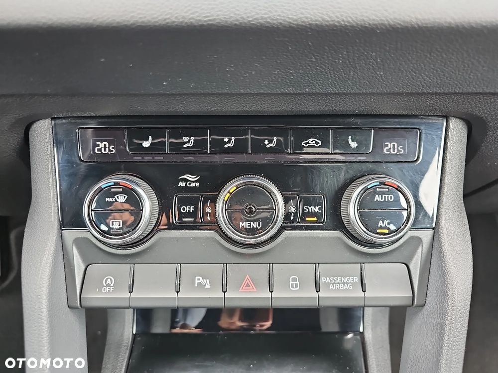 Skoda Karoq 1.5 TSI ACT Sportline DSG - 22