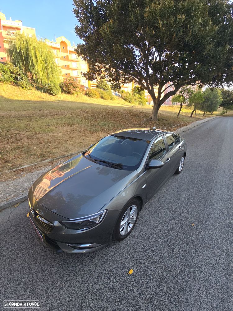 Opel Insignia 1.6 CDTI executive S/S - 32