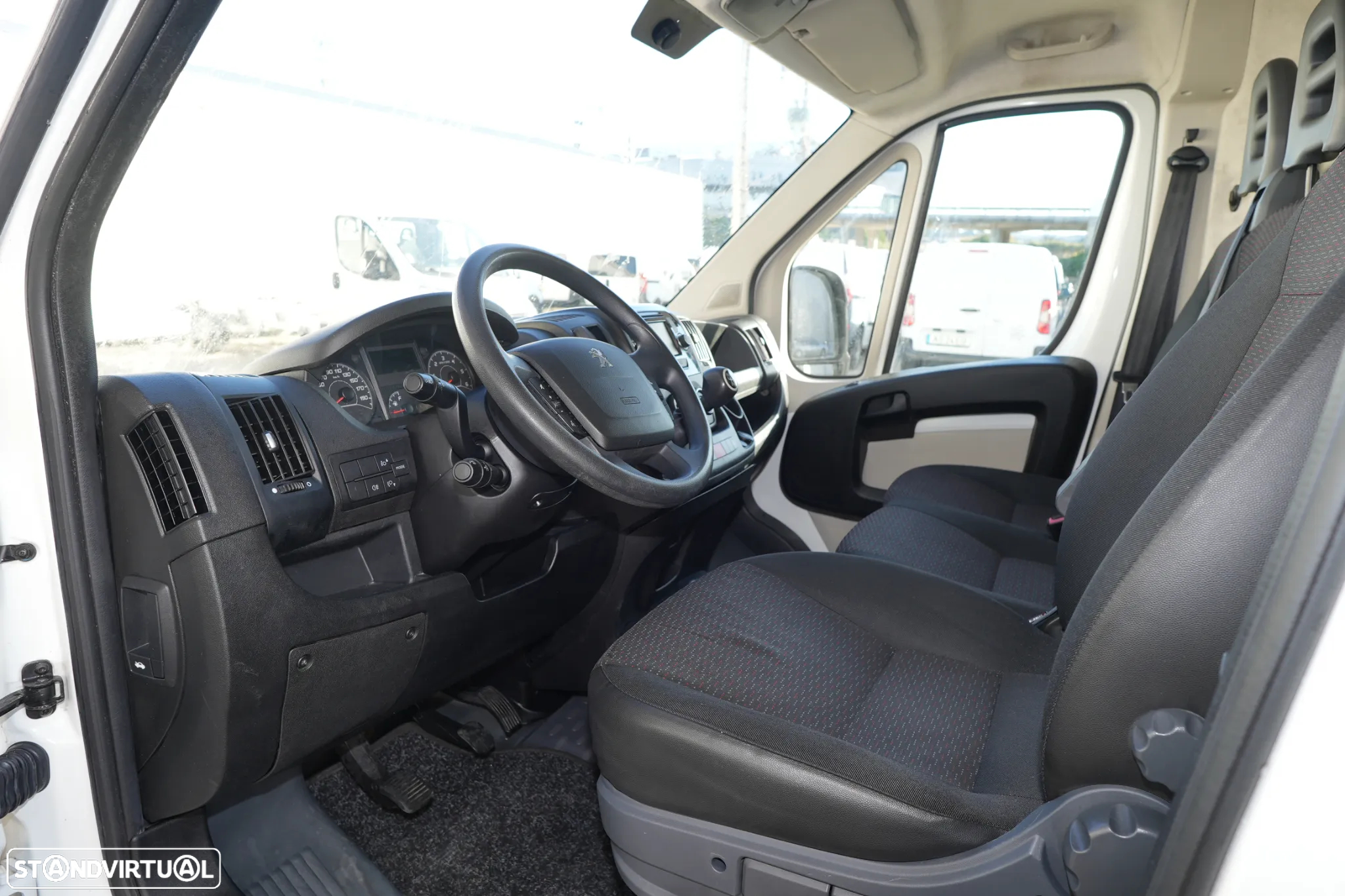 Peugeot Boxer L3H2 2.0BlueHDI 130cv - 8