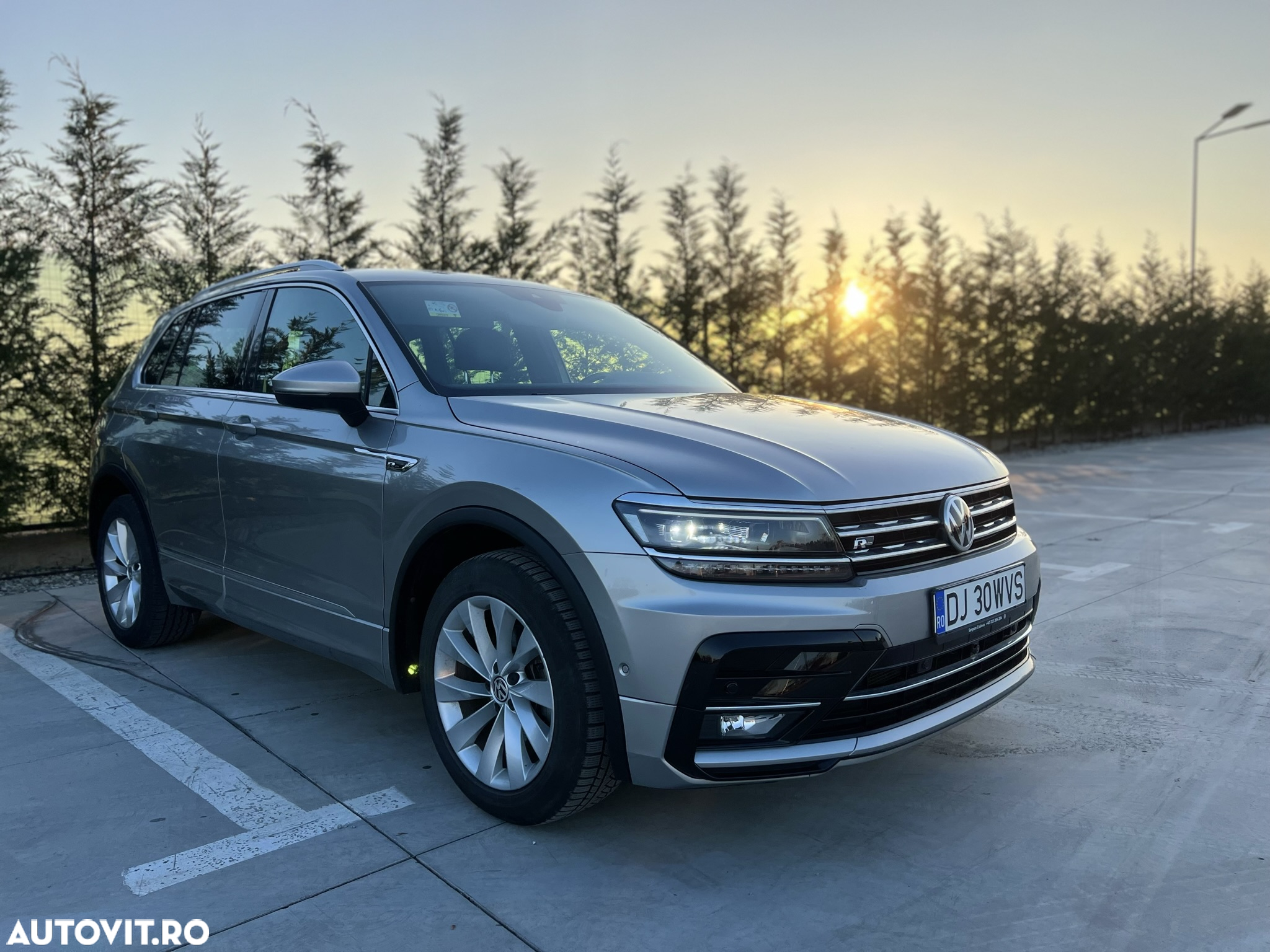 Volkswagen Tiguan - 4