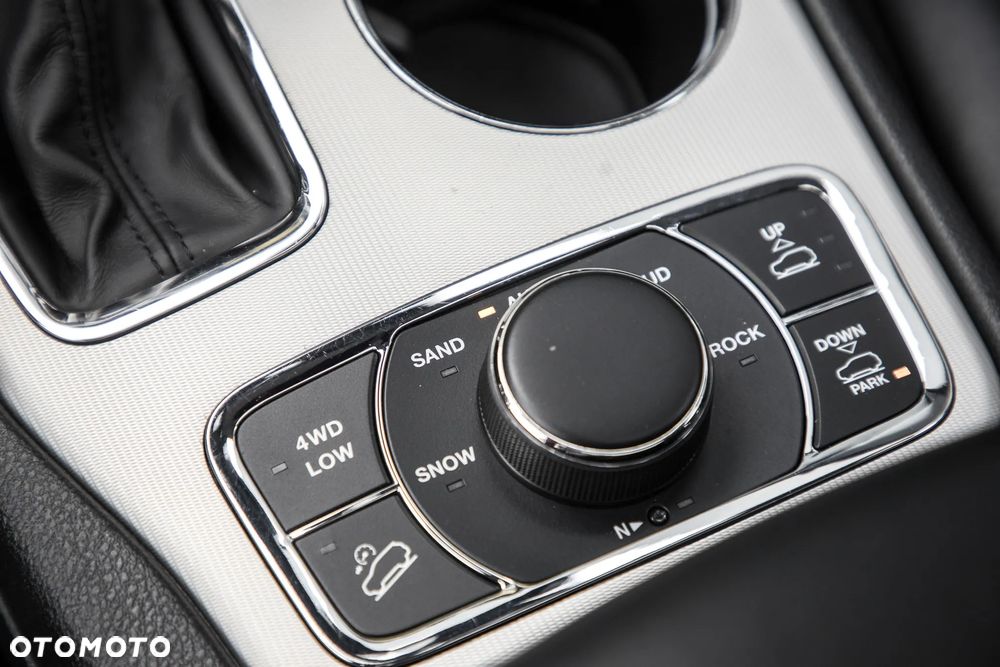 Jeep Grand Cherokee 3.0 CRD Summit - 26