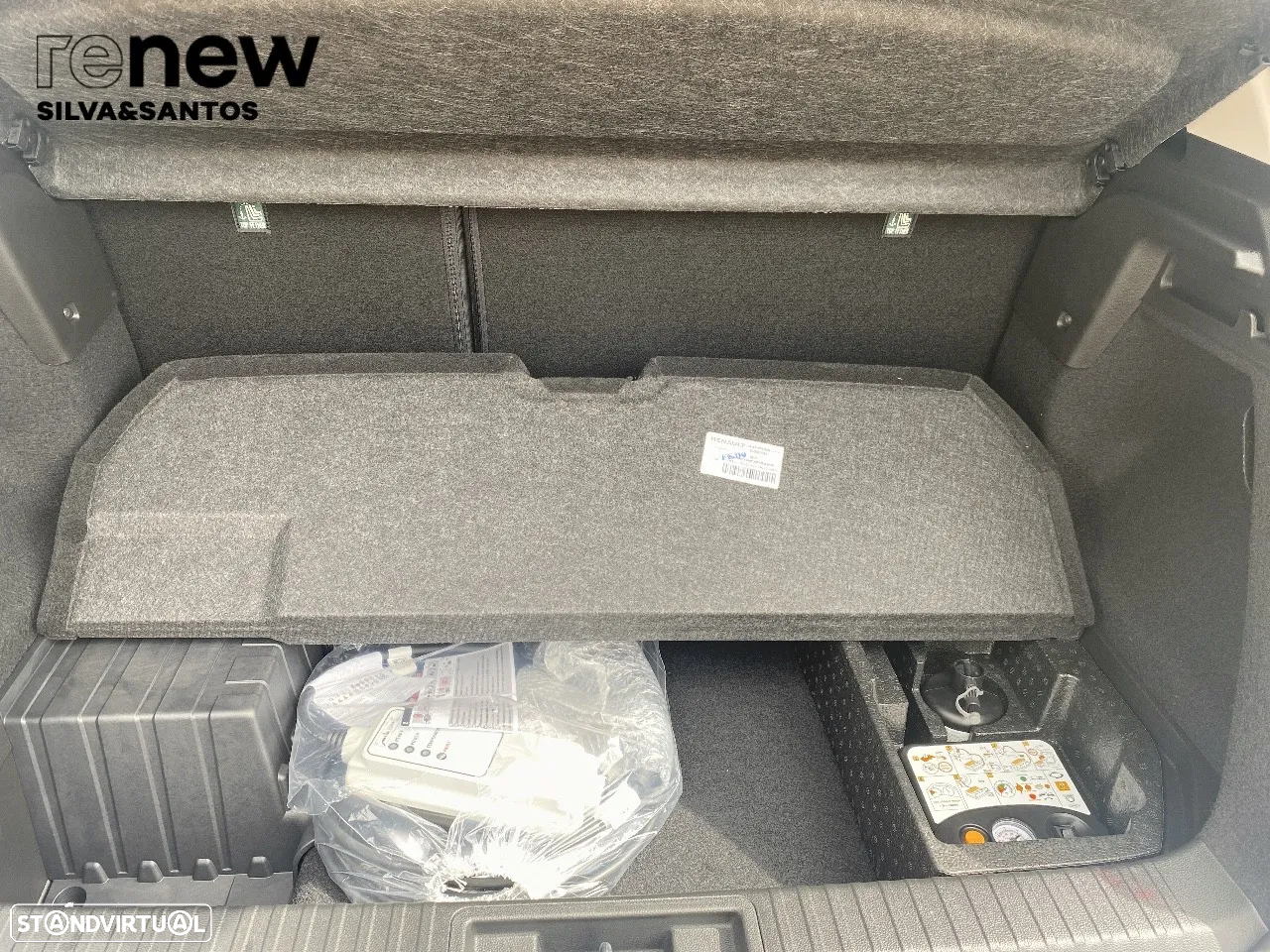 Renault Captur 1.6 E-Tech Plug-In Intens - 10