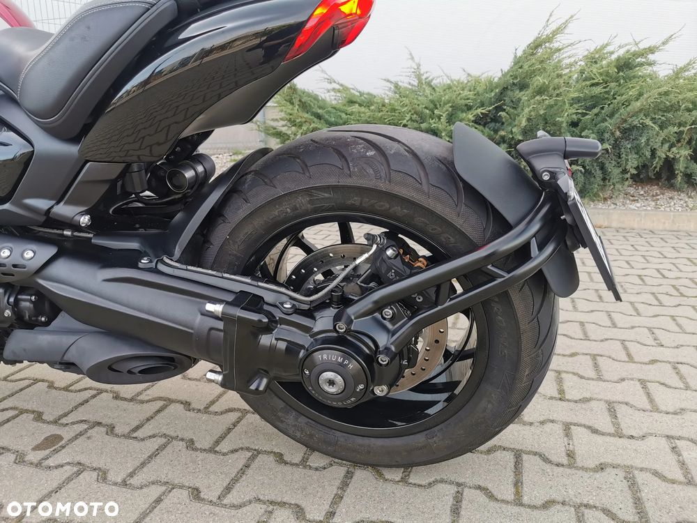 Triumph Rocket - 13