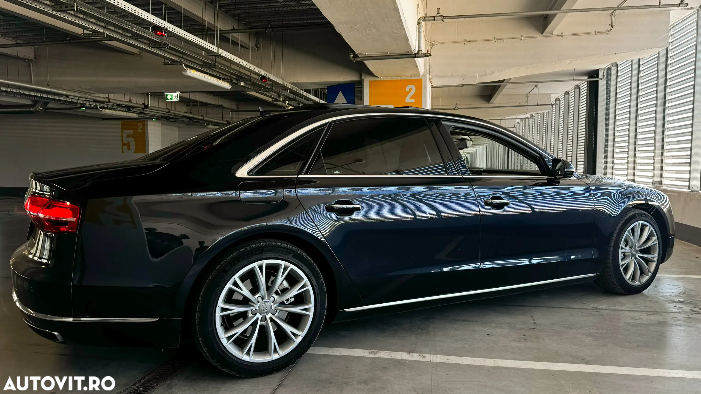 Audi A8 3.0 TDI ultra DPF quattro tiptronic - 10