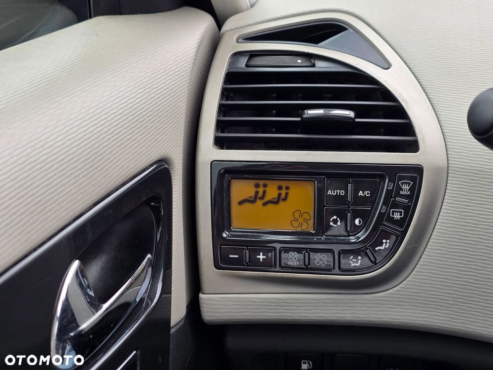 Citroën C4 Grand Picasso 1.6 HDi Seduction - 15