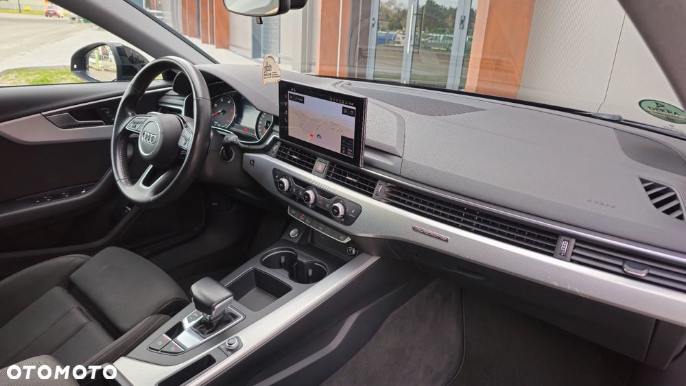 Audi A4 Avant 40 TDI Quattro S tronic - 9