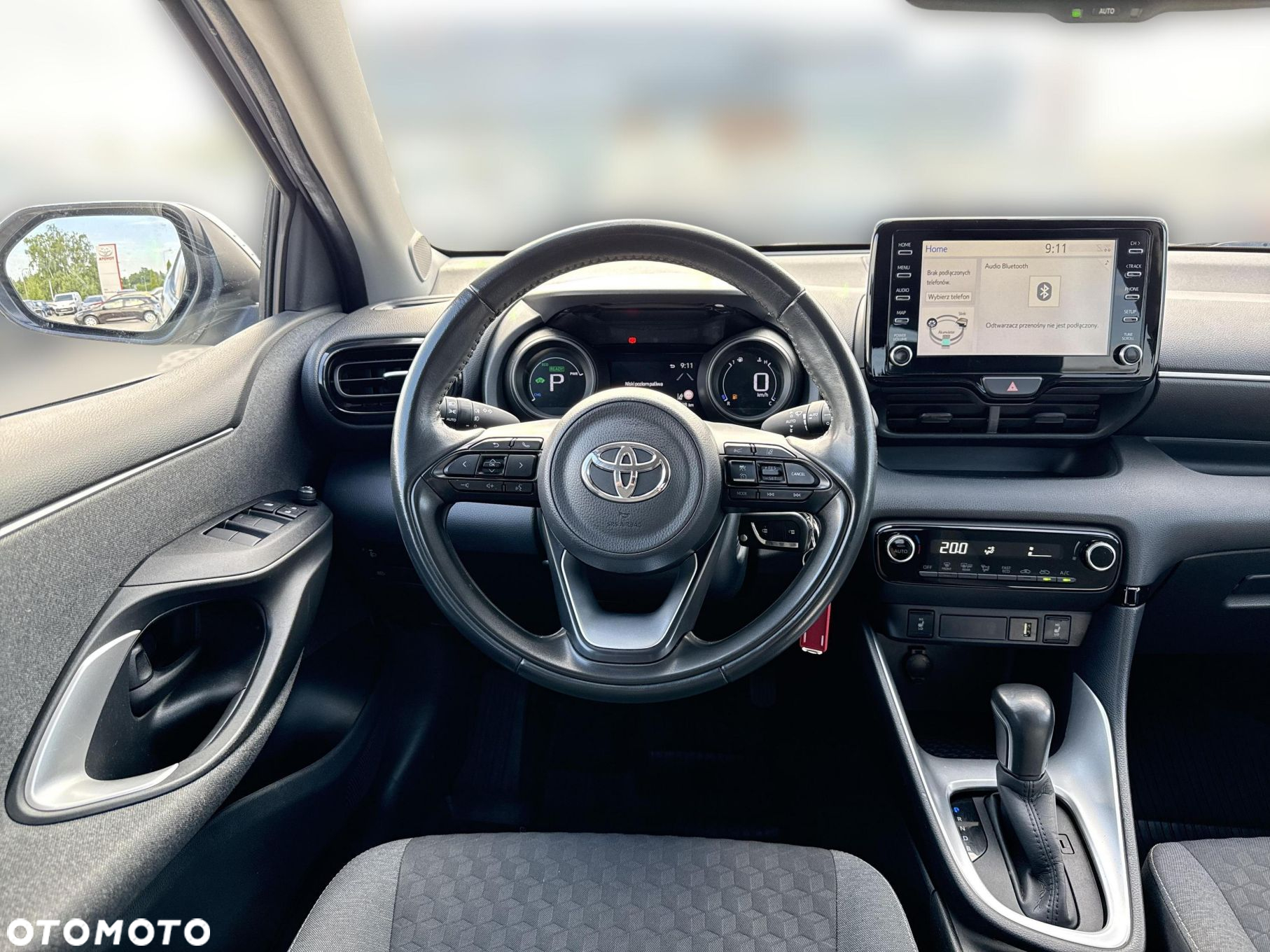 Toyota Yaris - 12