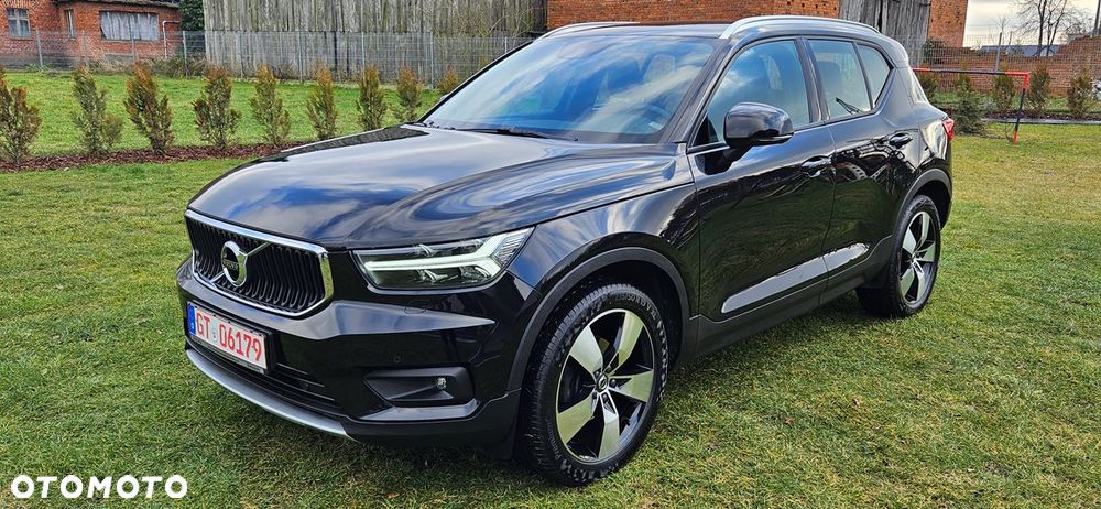 Volvo XC 40 T3 Geartronic Momentum Pro - 1