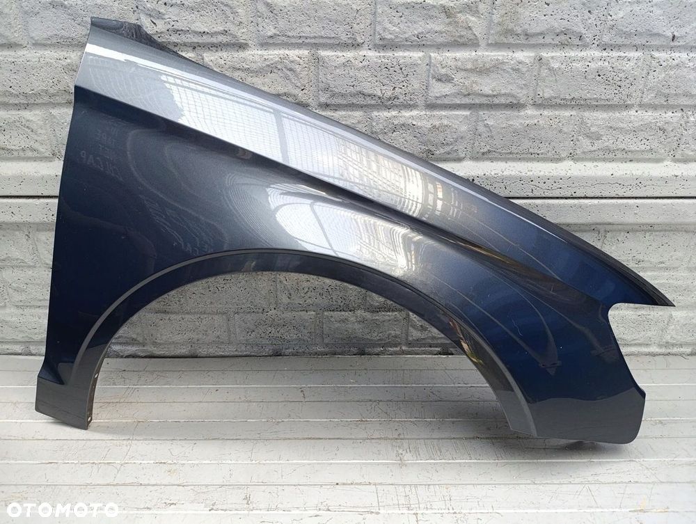 AUDI A3 SEDAN CABRIO 8V5 BŁOTNIK PRAWY ORYGINAŁ