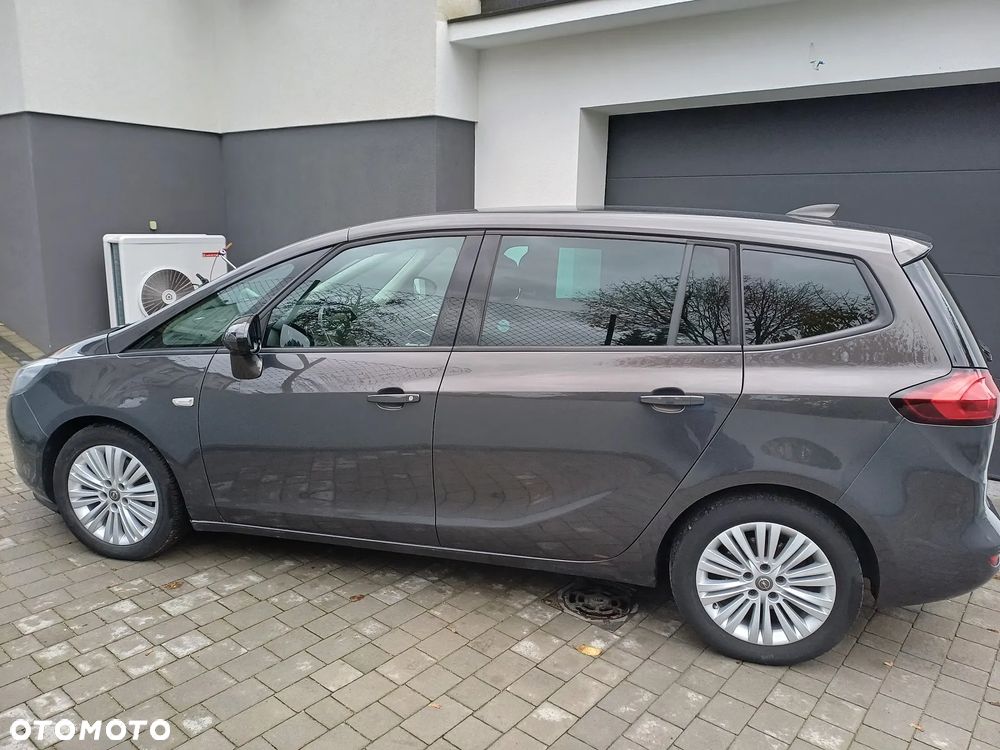 Opel Zafira 1.4 Turbo Innovation - 17