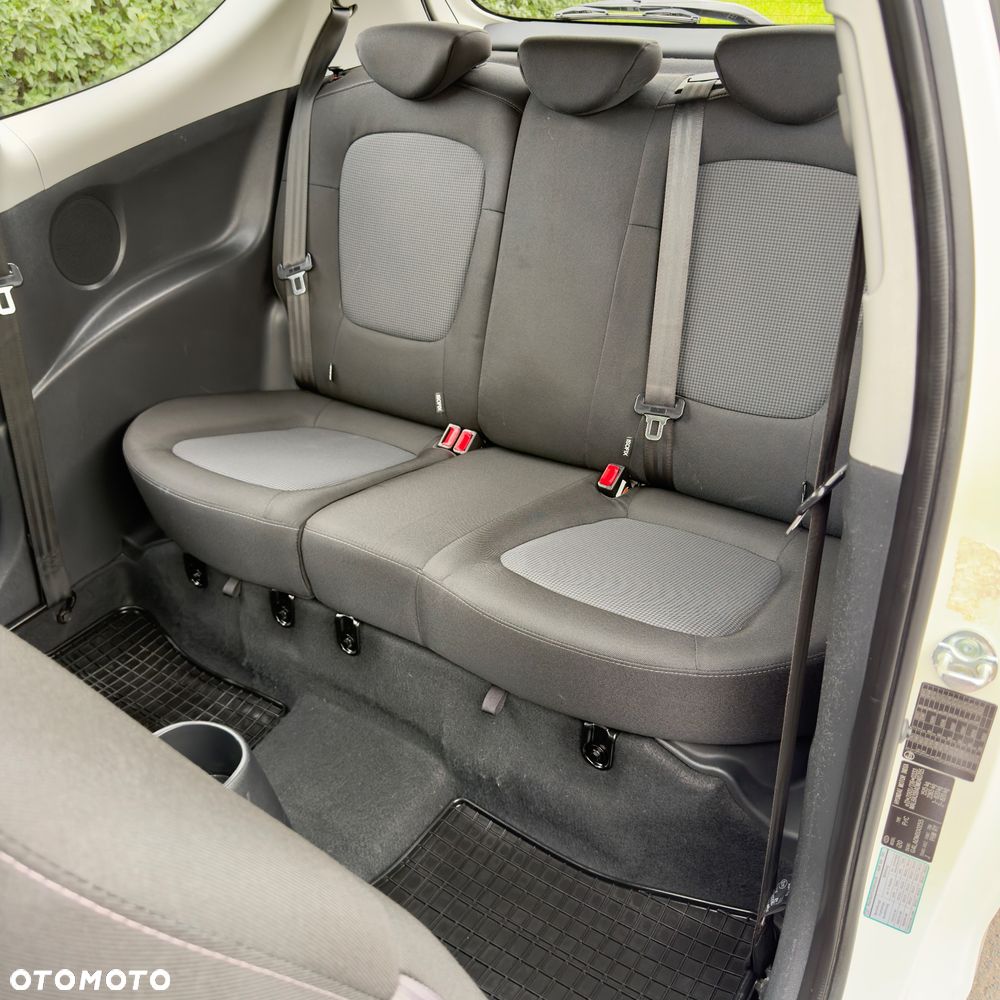 Hyundai i20 1.2 Edition Plus - 14