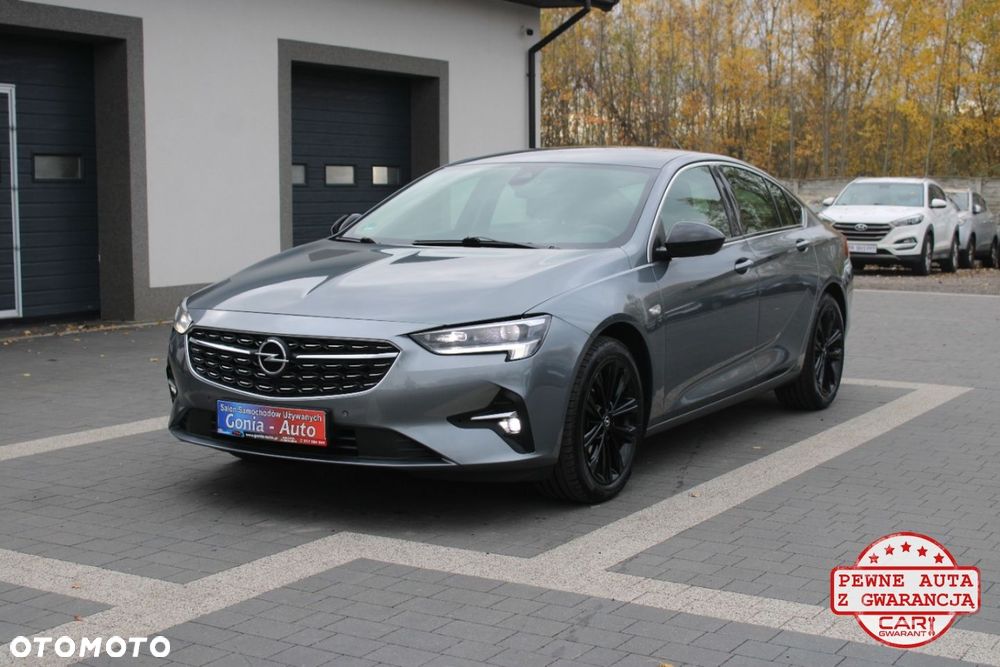 Opel Insignia - 1