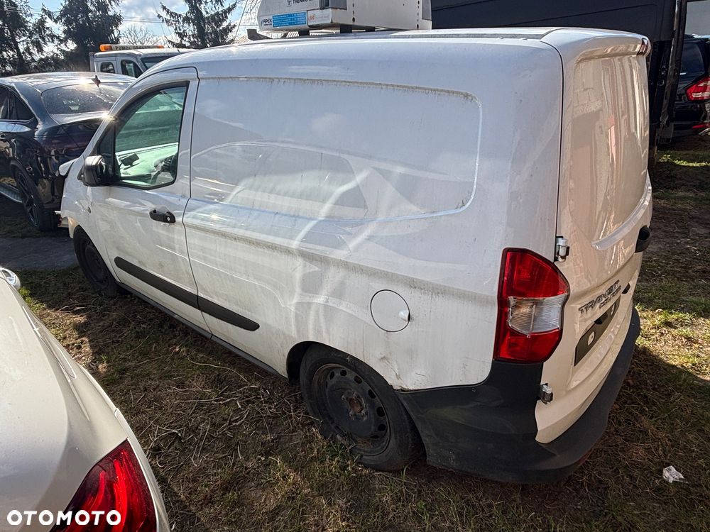 Ford transit courier - 22