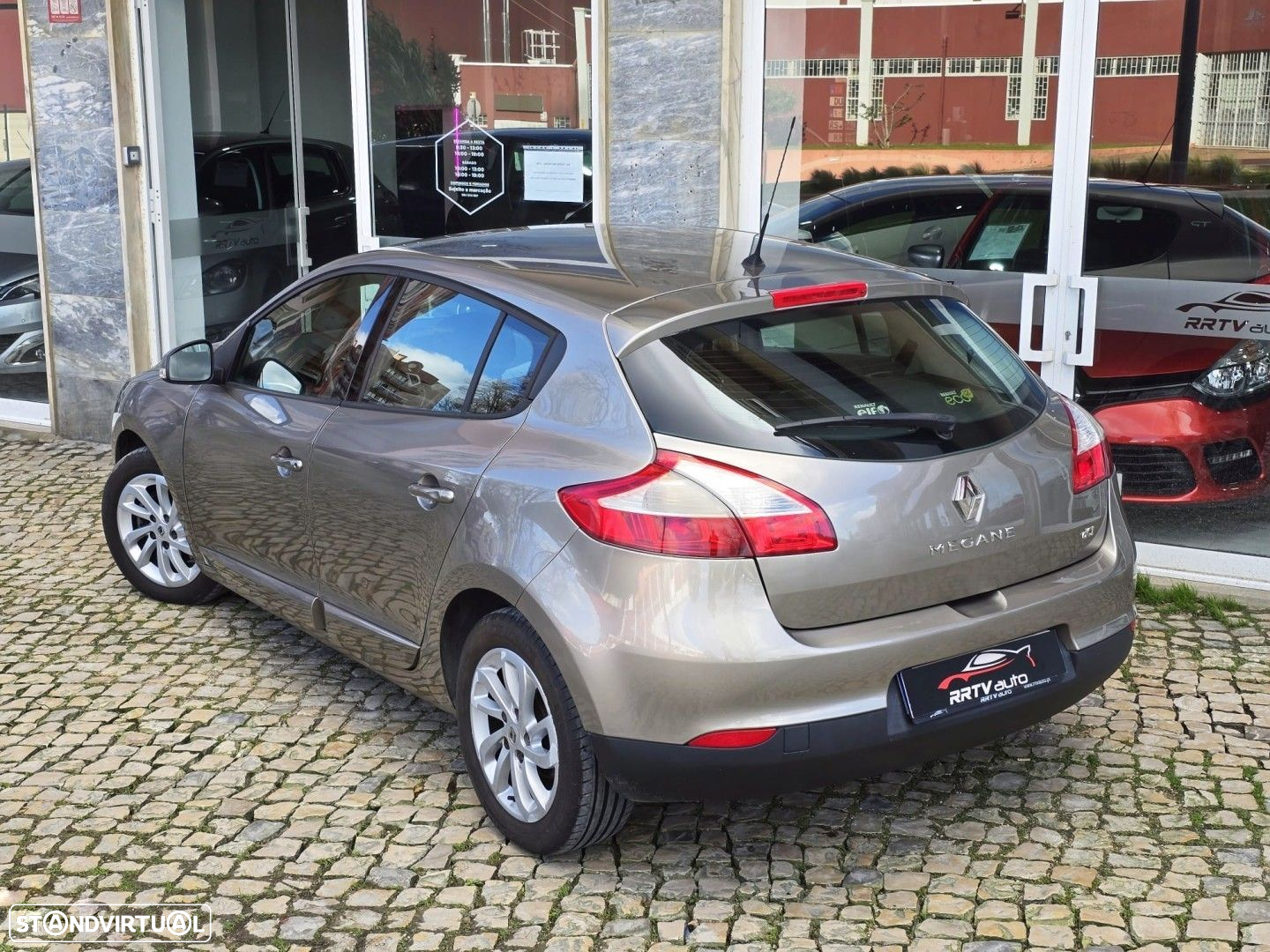 Renault Mégane 1.5 dCi Dynamique S - 2
