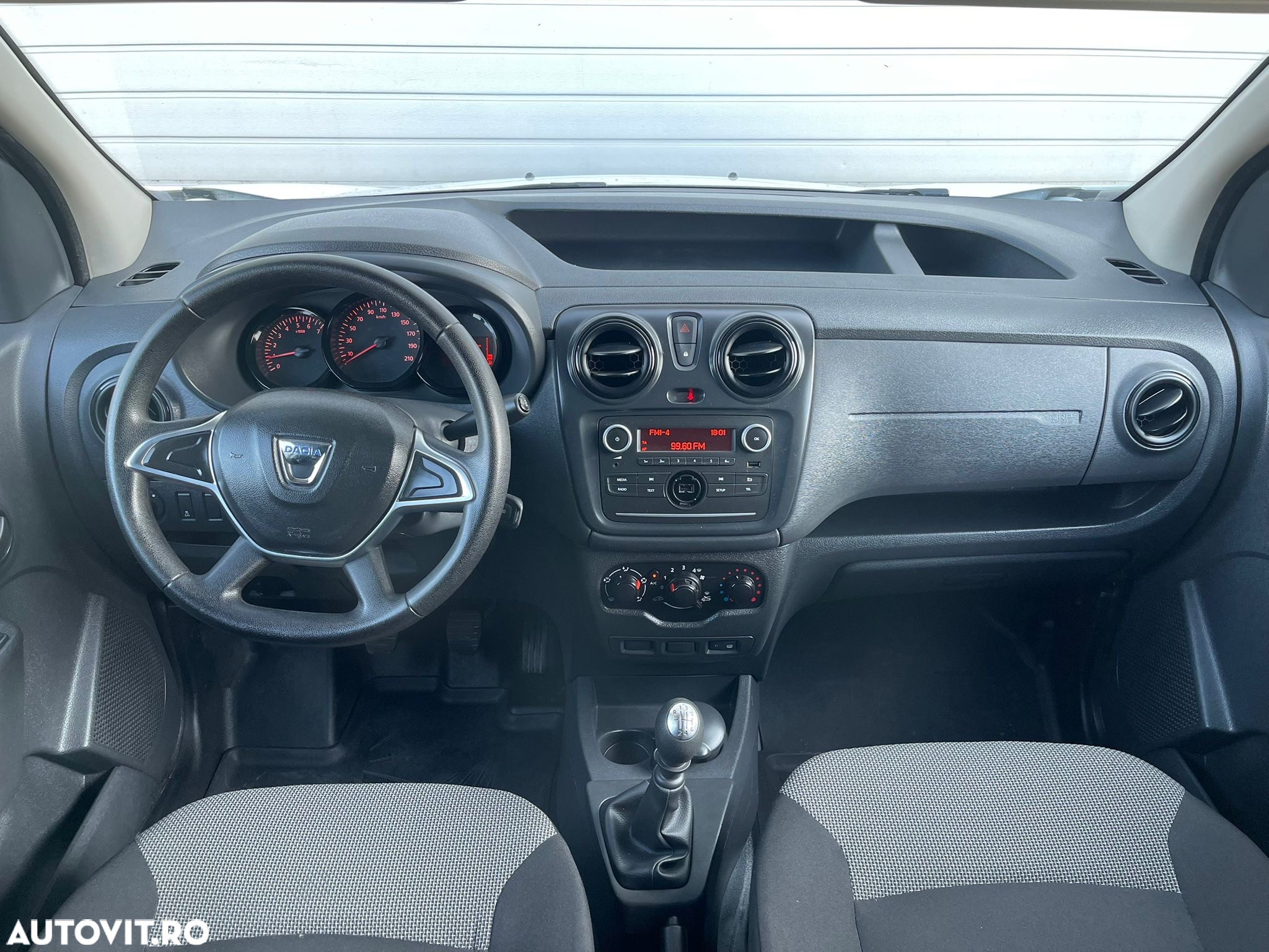 Dacia Dokker 1.5 Blue dCi Laureate - 24
