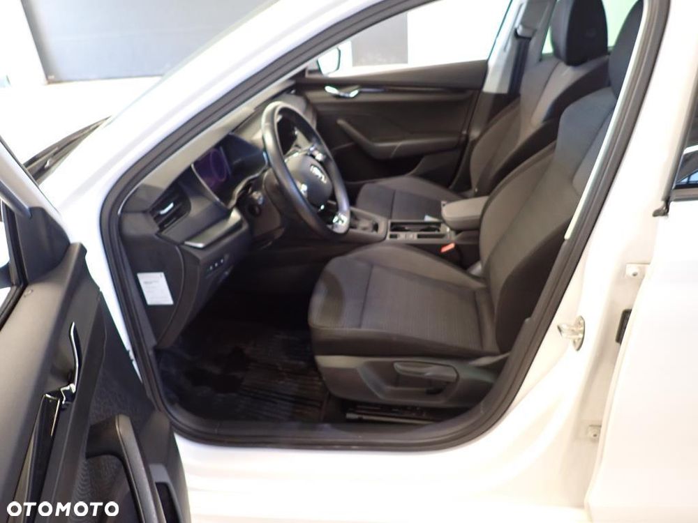 Skoda Octavia 1.5 TSI ACT Ambition - 8