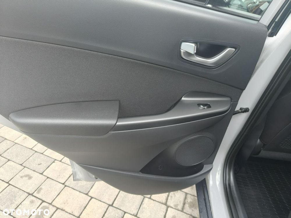 Hyundai Kona - 29