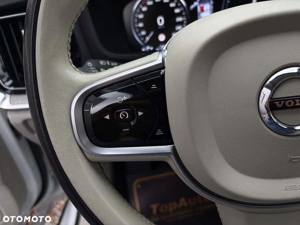 Volvo V60 D4 Geartronic Inscription - 23