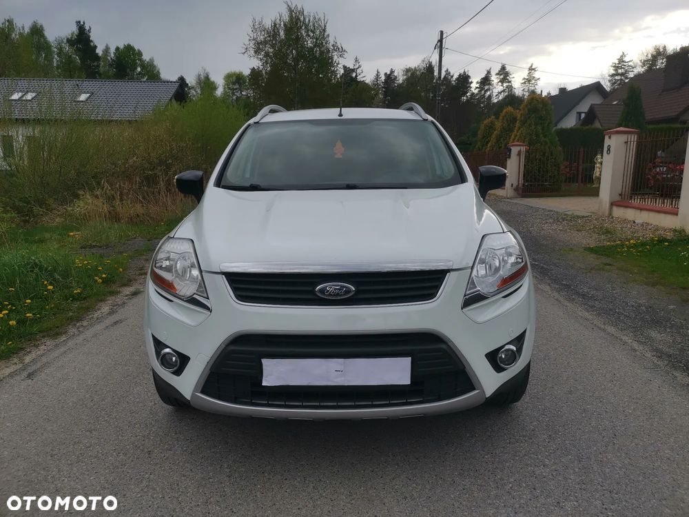 Ford Kuga 2.0 TDCi 2x4 Titanium - 3