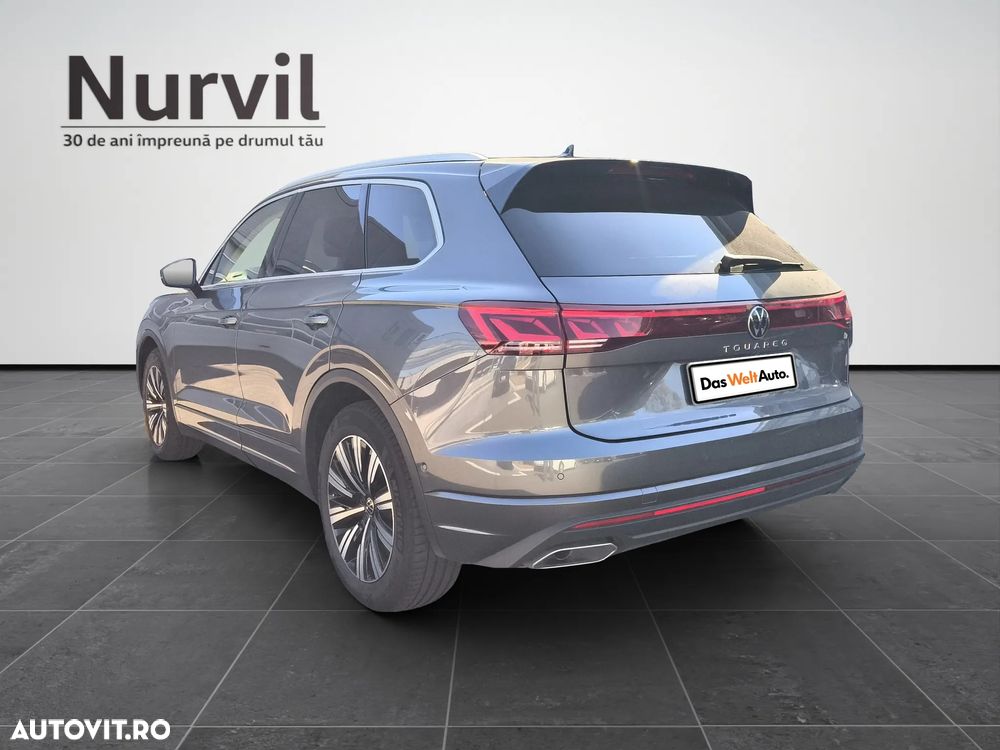 VOLKSWAGEN Touareg 2023 — imagine 3
