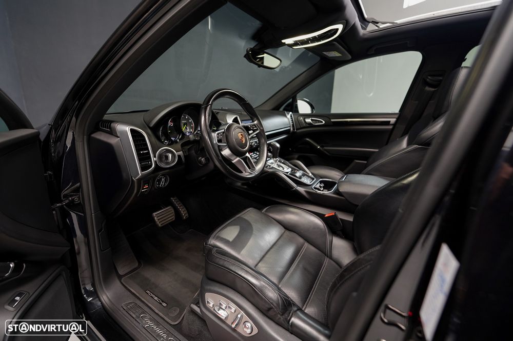 Porsche Cayenne S E-Hybrid - 29