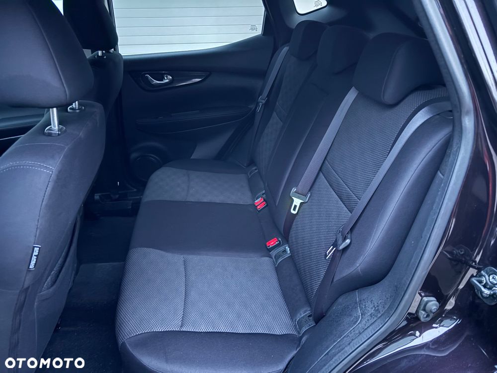 Nissan Qashqai 1.6 DIG-T N-Vision - 20